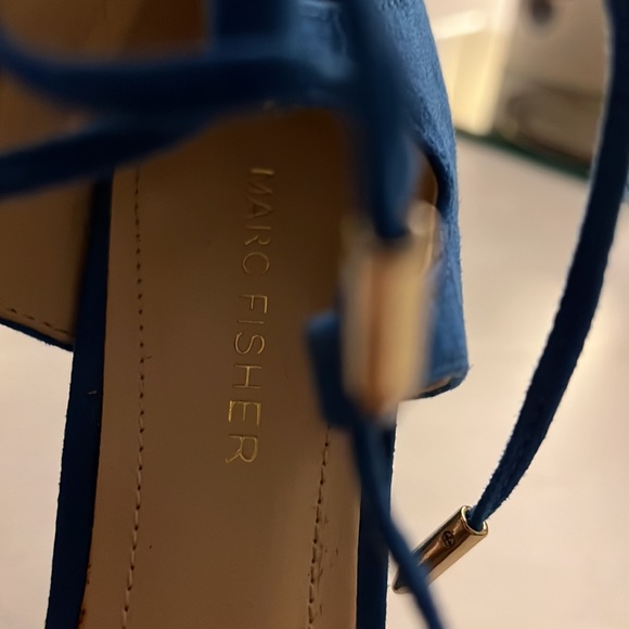 New Blue Lace Up Marc Fisher Heels w/ Tags (no box) - Picture 3 of 4